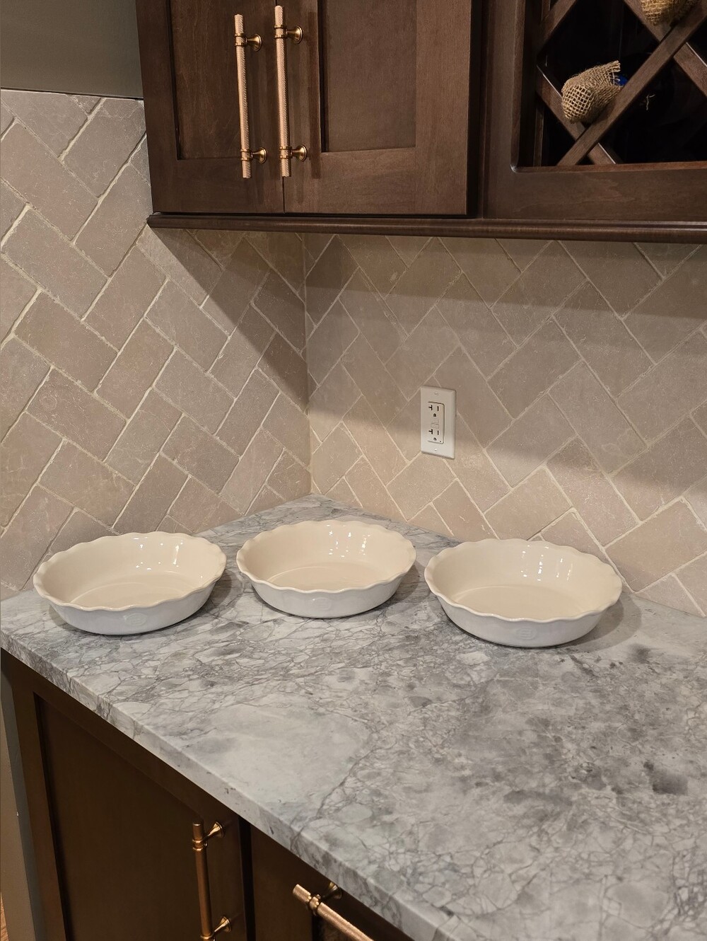 Set of 3 Cream Stoneware Emile Henry Modern Classic Sugar White Pie Dishes